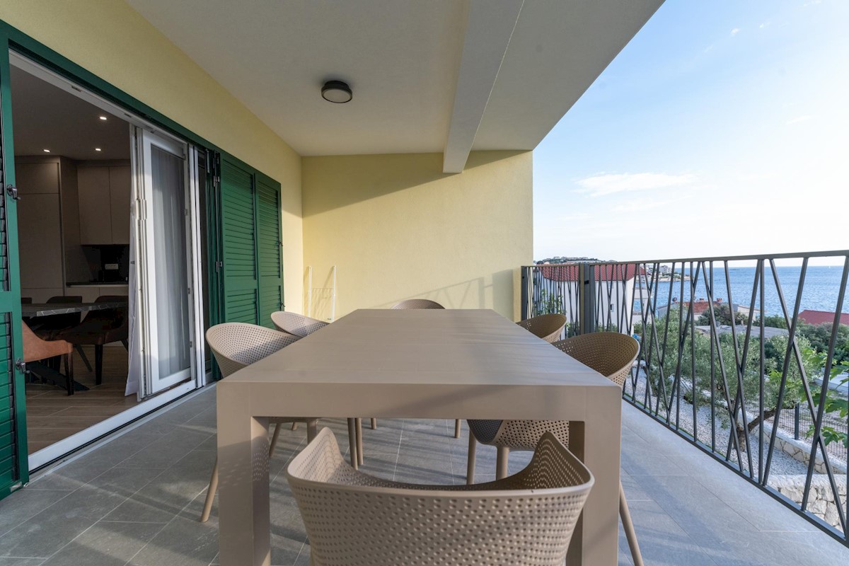 Apartment Zu verkaufen - SPLITSKO-DALMATINSKA MARINA