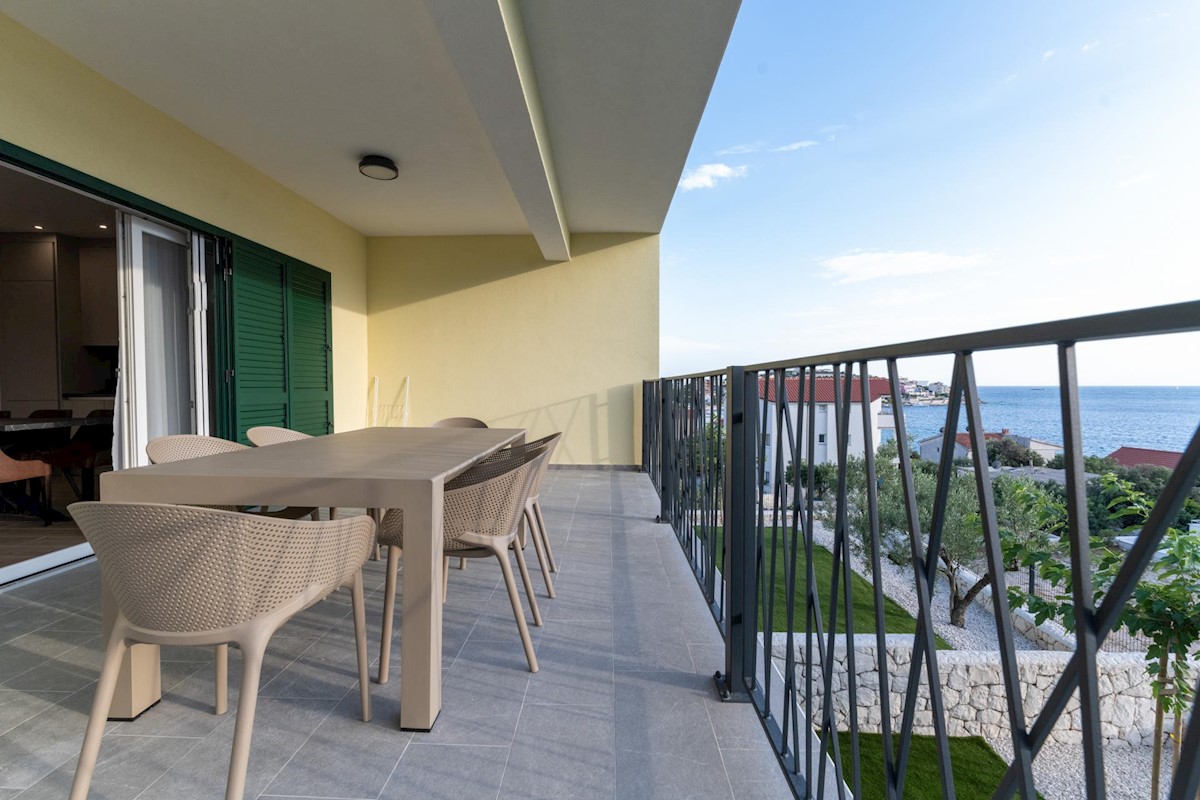 Flat For sale - SPLITSKO-DALMATINSKA MARINA