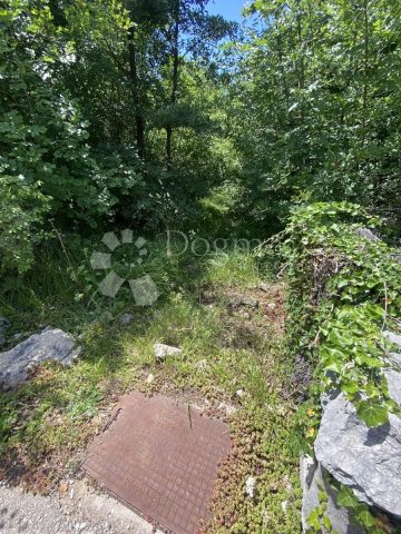 Działka na sprzedaż 2165 m² – Kras