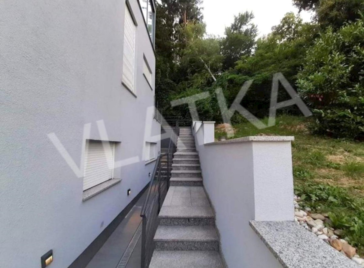 Apartmán Na predaj - GRAD ZAGREB ZAGREB