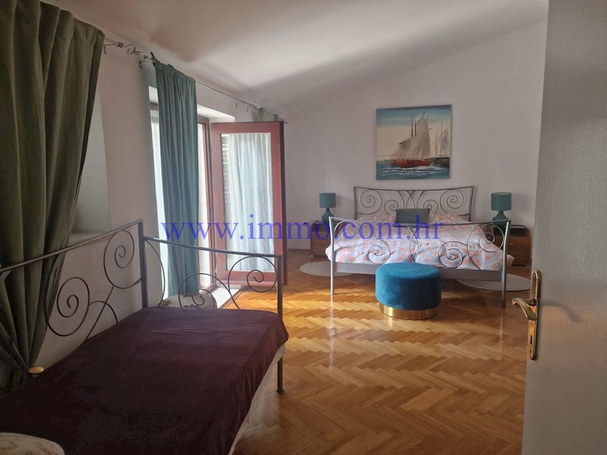 Maison À vendre - SPLITSKO-DALMATINSKA SPLIT