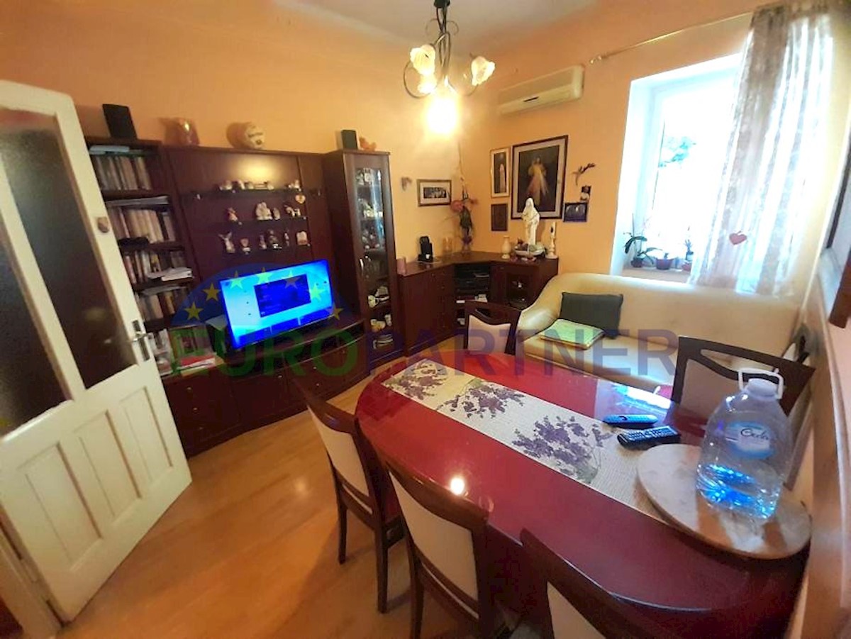 Appartement À vendre - SPLITSKO-DALMATINSKA SPLIT