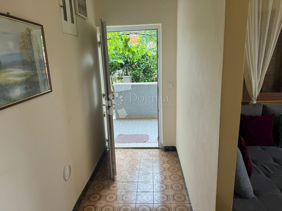Casa In vendita - SPLITSKO-DALMATINSKA ČIOVO