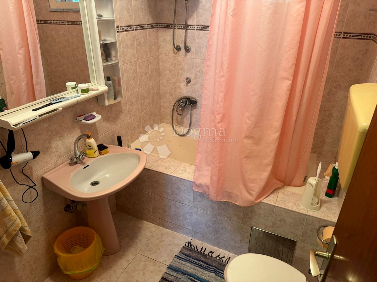 Casa In vendita - SPLITSKO-DALMATINSKA ČIOVO
