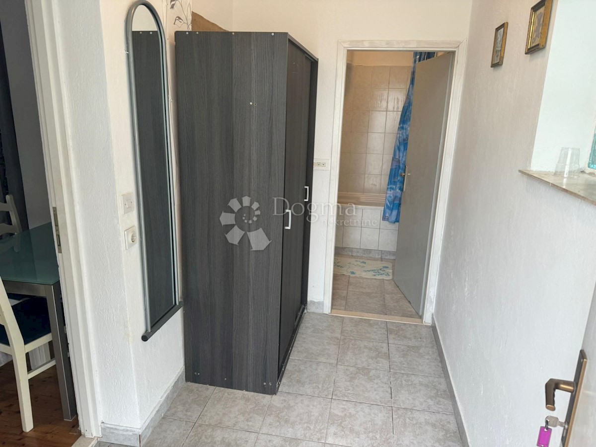 Casa In vendita - SPLITSKO-DALMATINSKA ČIOVO