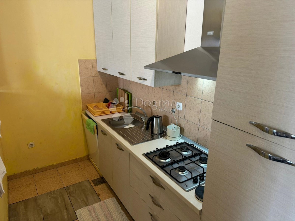 Casa In vendita - SPLITSKO-DALMATINSKA ČIOVO