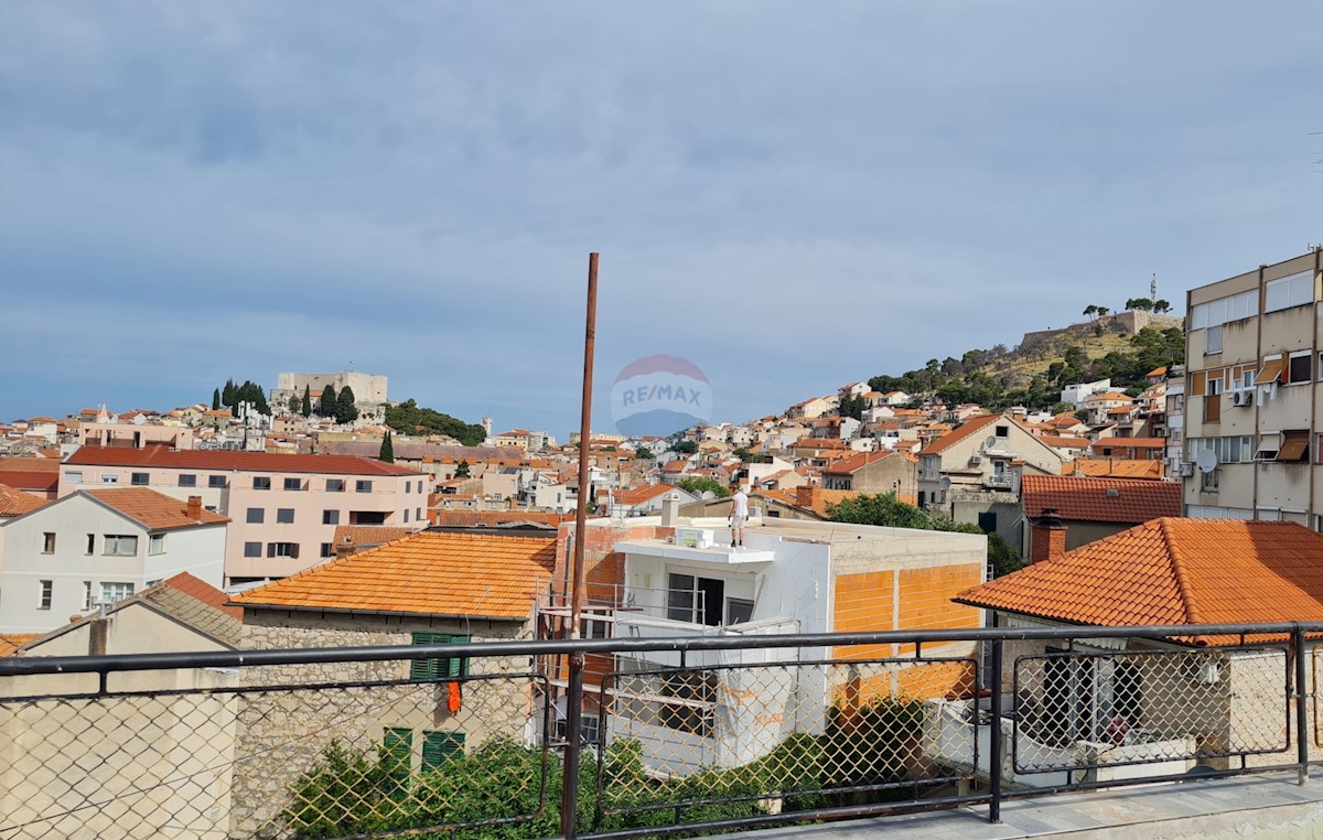 Kuća Na prodaju - ŠIBENSKO-KNINSKA ŠIBENIK