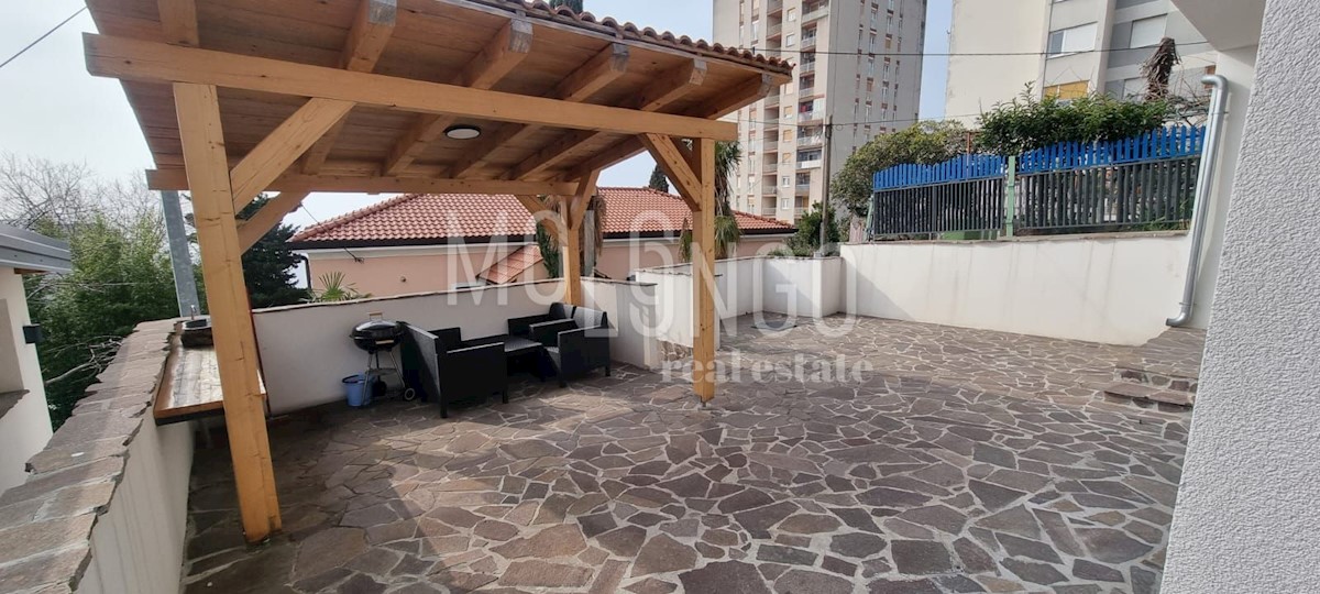 Flat For rent - PRIMORSKO-GORANSKA RIJEKA