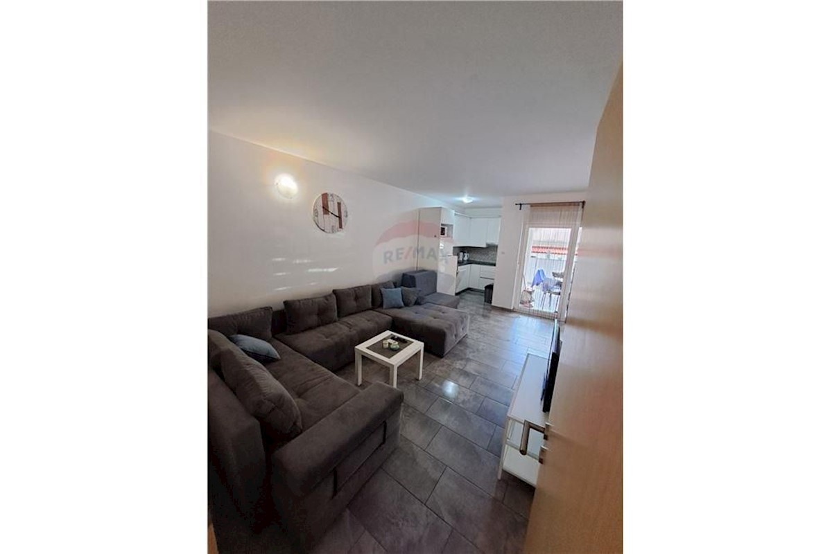 Apartment Zu verkaufen - LIČKO-SENJSKA NOVALJA