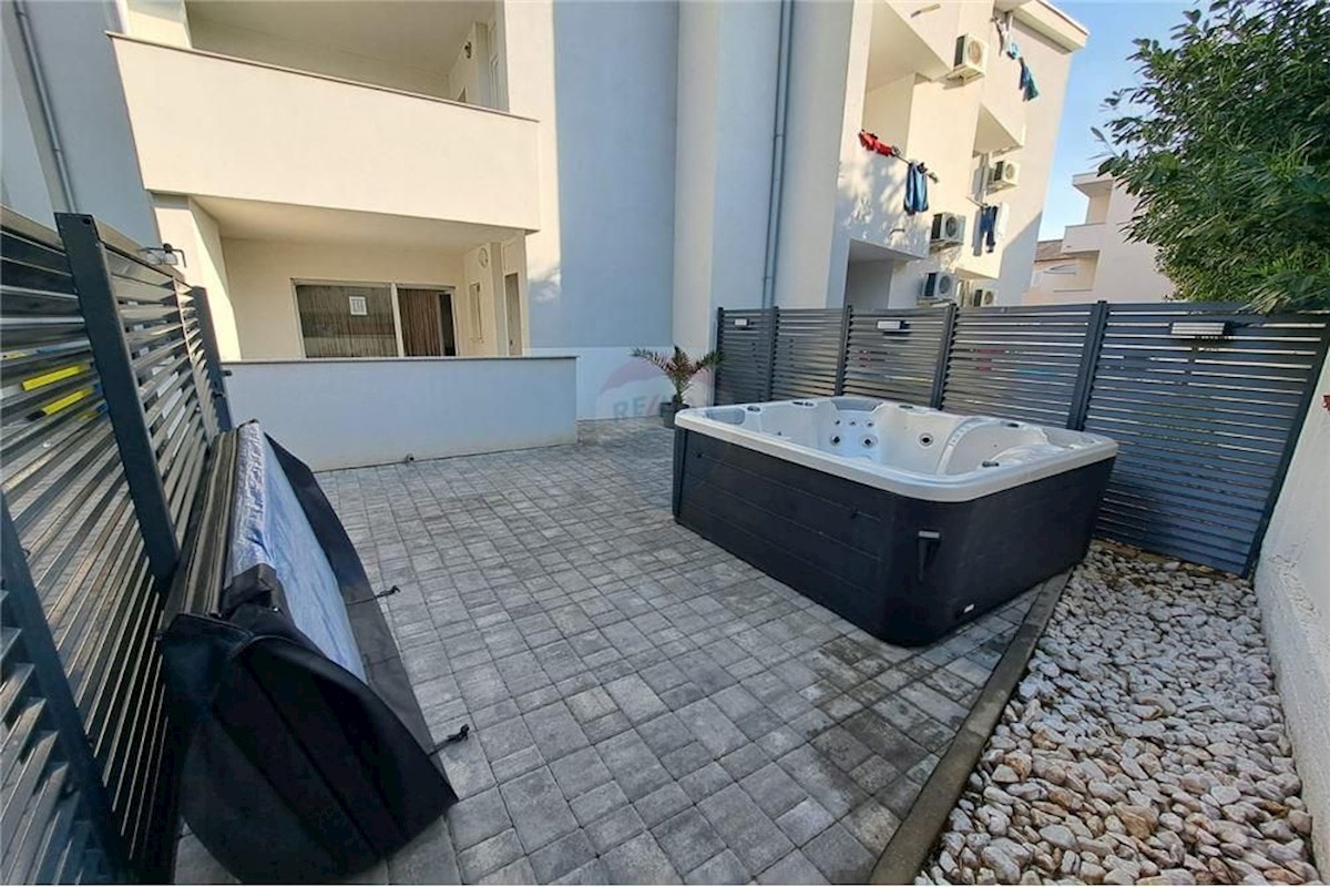 Apartment Zu verkaufen - LIČKO-SENJSKA NOVALJA