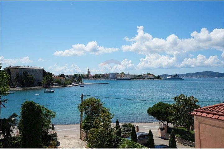 Maison à vendre 270 m² – Zadar