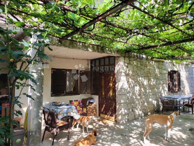 Hiša na predaj 150 m² – Bribir