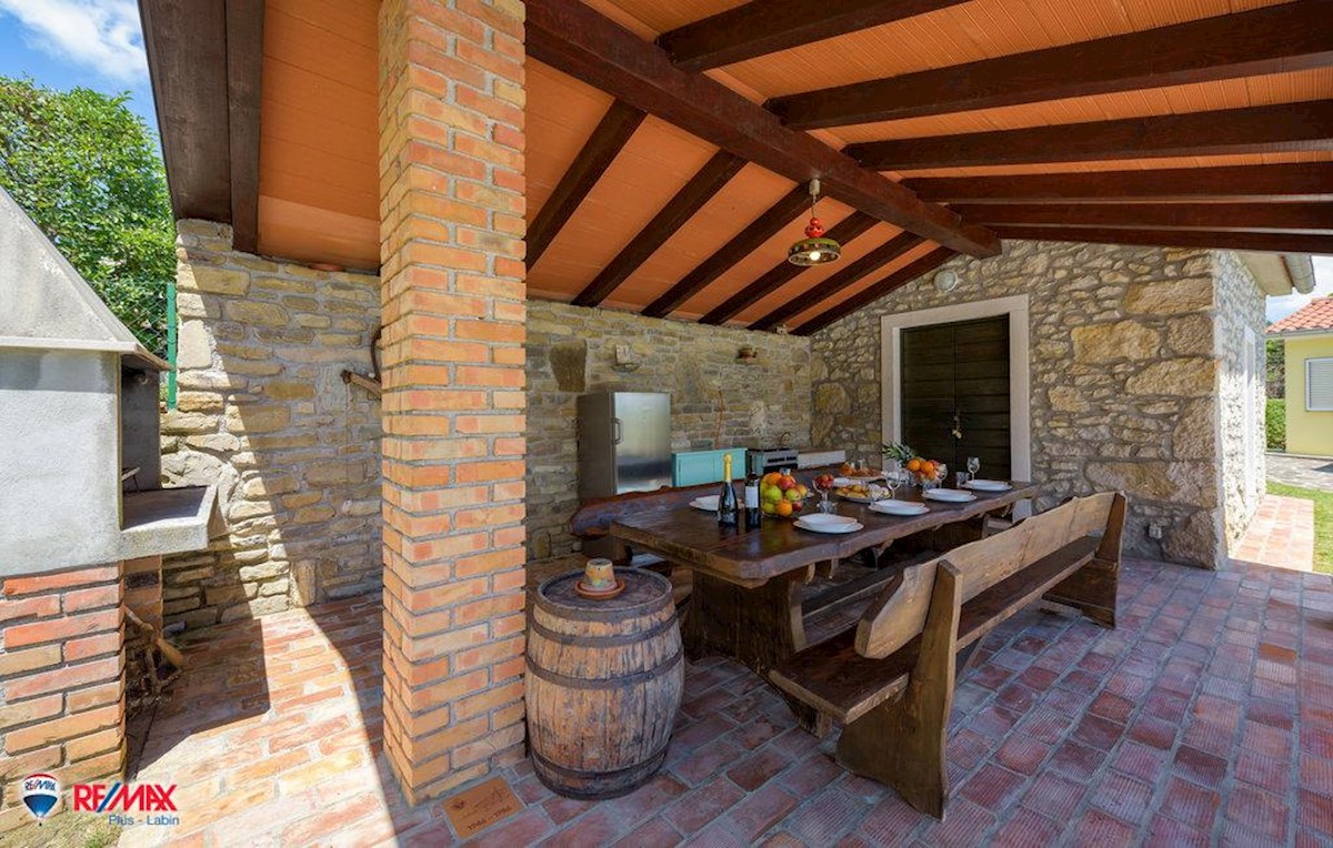 Casa In vendita - ISTARSKA PIĆAN