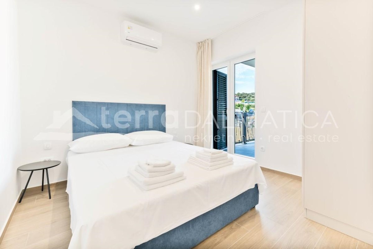 Apartment Zu verkaufen - SPLITSKO-DALMATINSKA MARINA