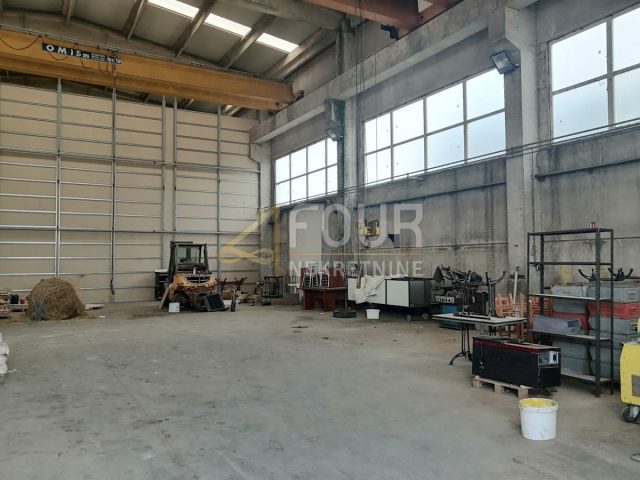 Locaux commerciaux à vendre – Galižana
