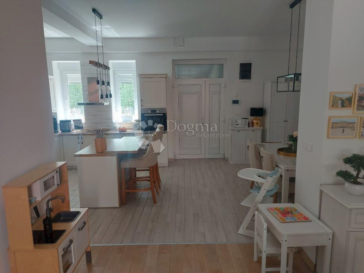 Flat For sale - OSJEČKO-BARANJSKA OSIJEK