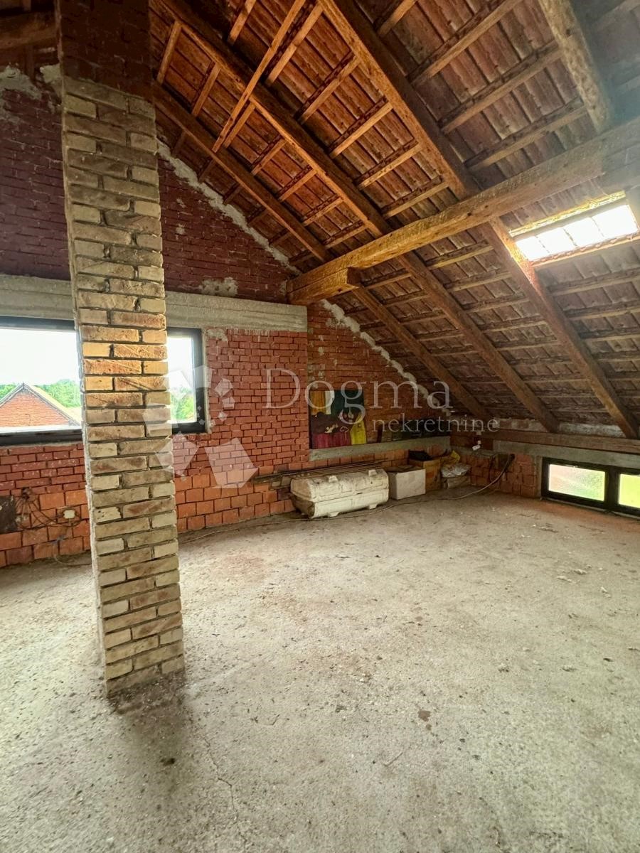 Maison À vendre - SISAČKO-MOSLAVAČKA MARTINSKA VES