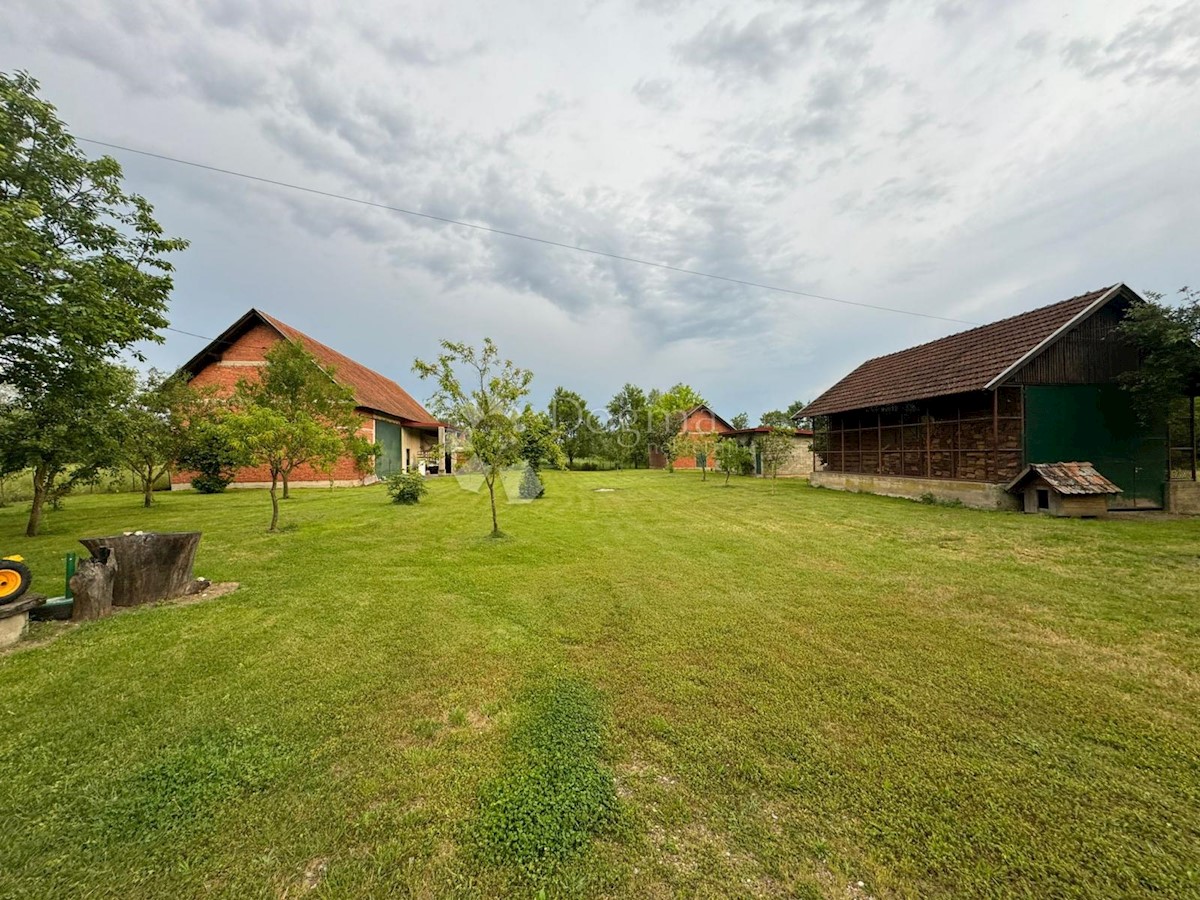 Maison À vendre - SISAČKO-MOSLAVAČKA MARTINSKA VES