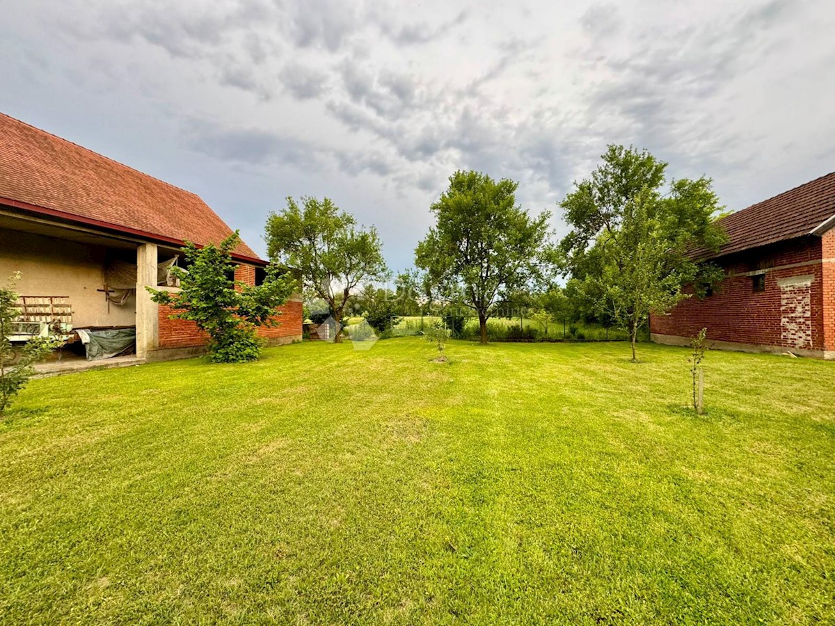 Maison À vendre - SISAČKO-MOSLAVAČKA MARTINSKA VES