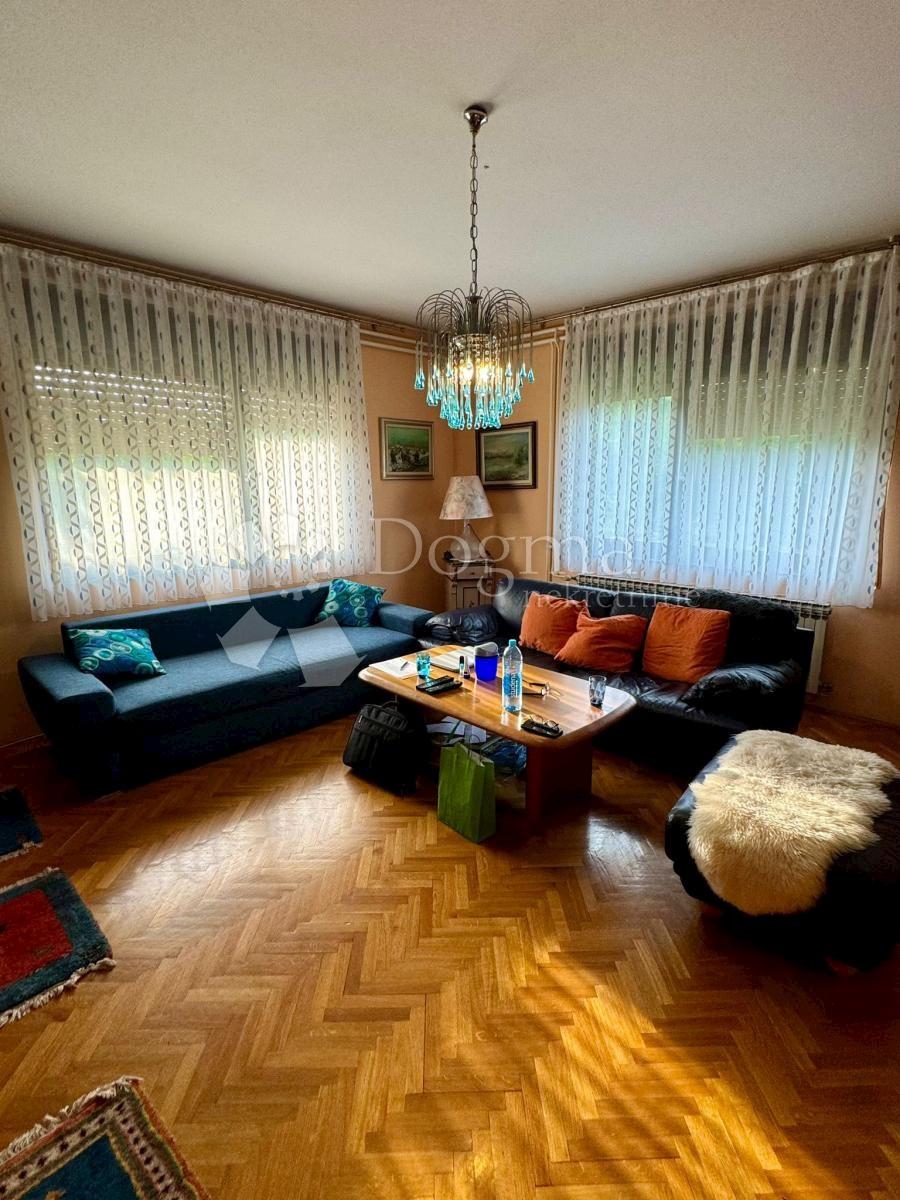 Maison À vendre - SISAČKO-MOSLAVAČKA MARTINSKA VES