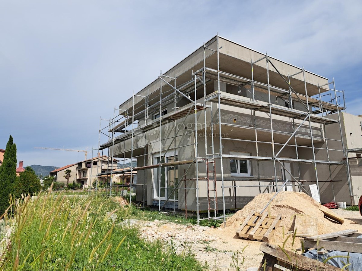 House For sale - SPLITSKO-DALMATINSKA KAŠTELA