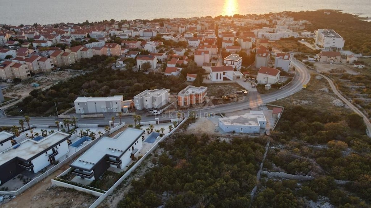 Casa In vendita - LIČKO-SENJSKA NOVALJA