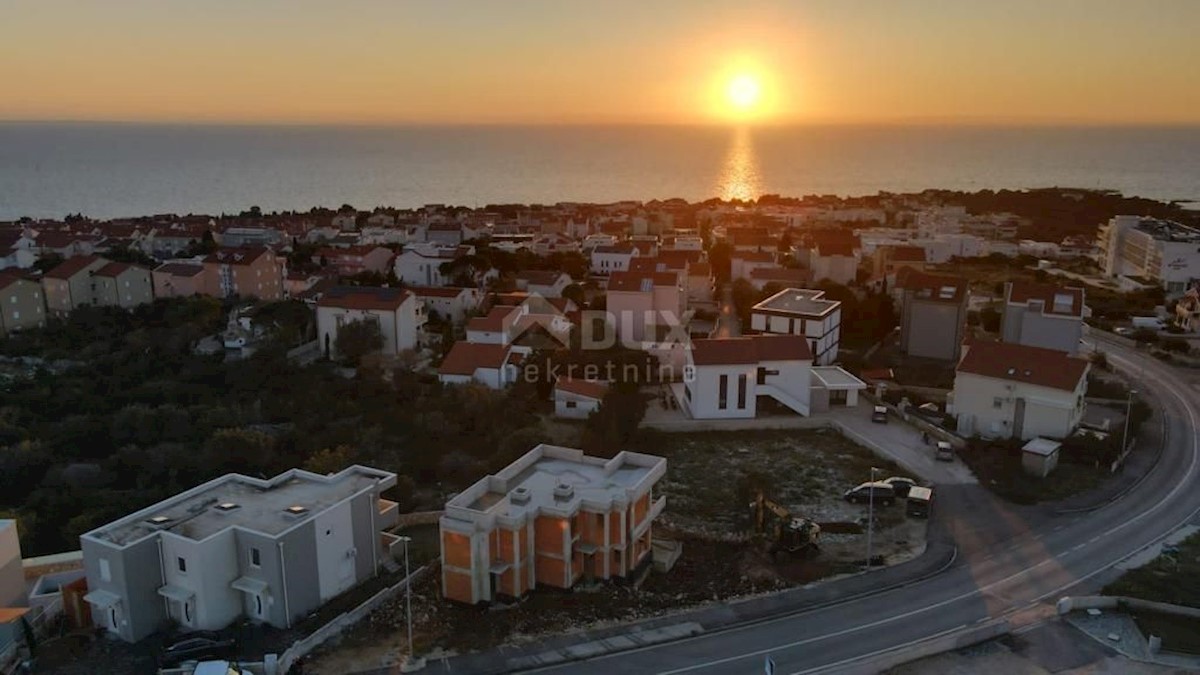 Kuća Na prodaju - LIČKO-SENJSKA NOVALJA