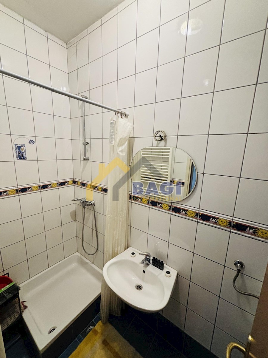 Flat For rent - KARLOVAČKA KARLOVAC