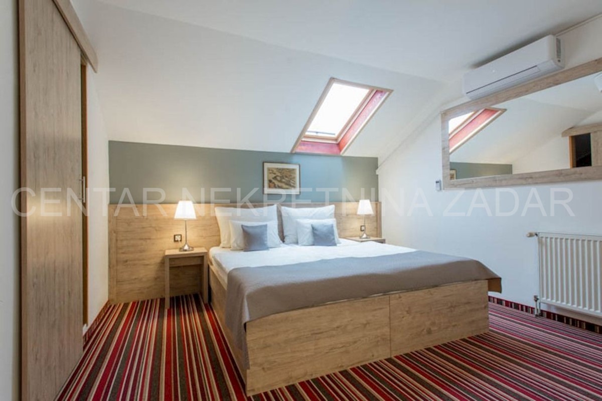Casa In vendita - LIČKO-SENJSKA PLITVIČKA JEZERA