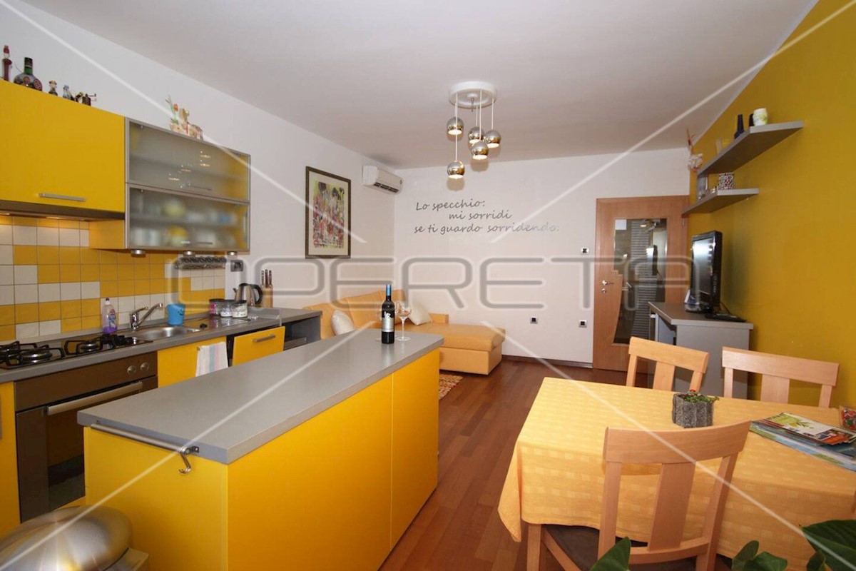 Flat For sale - ISTARSKA PULA