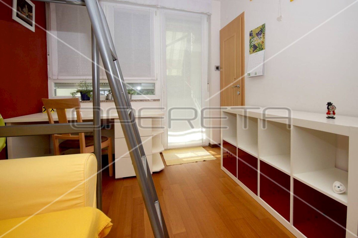 Flat For sale - ISTARSKA PULA