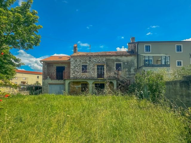 Dom na predaj 150 m² – Novigrad