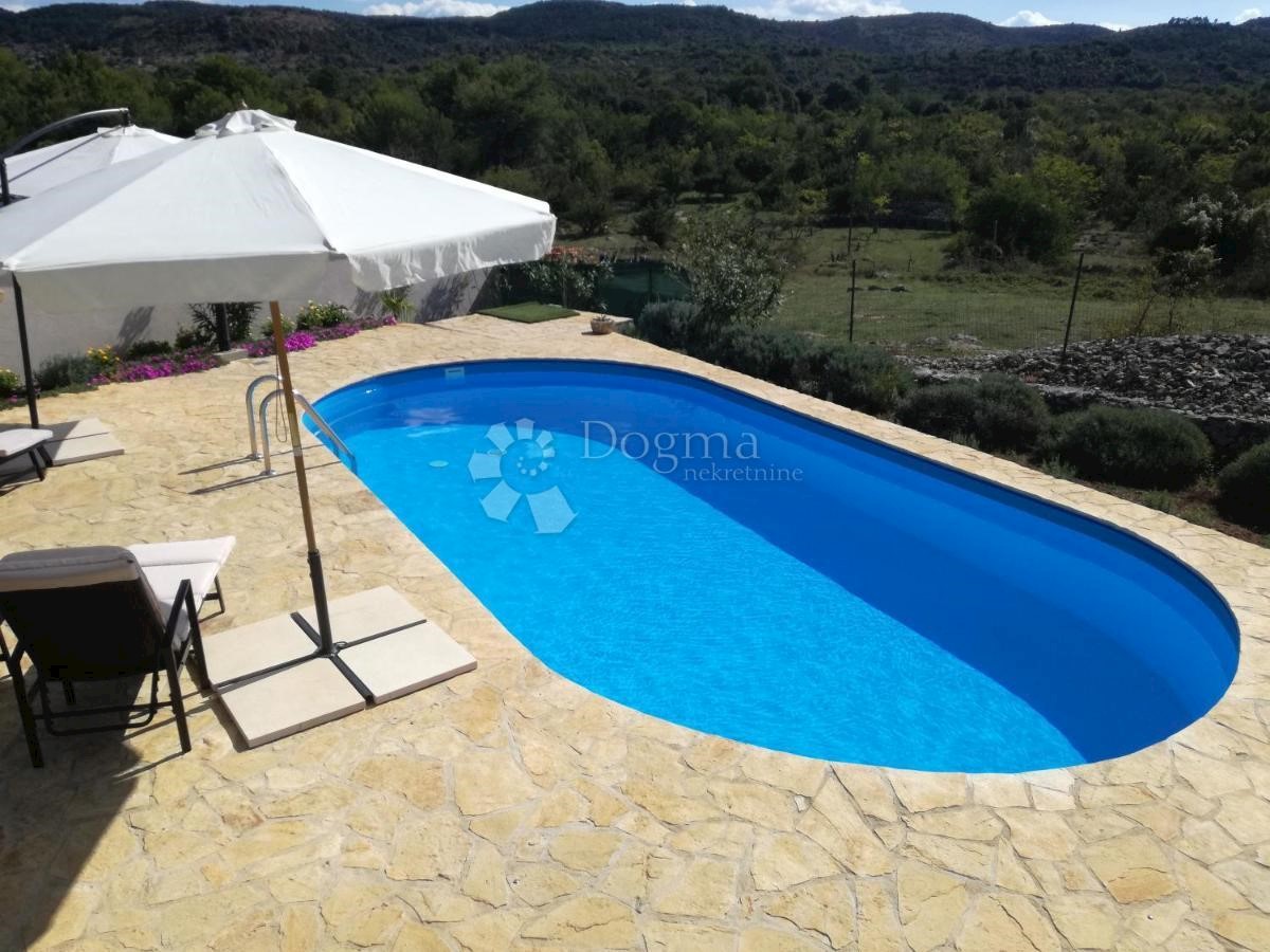 House For sale - SPLITSKO-DALMATINSKA BRAČ