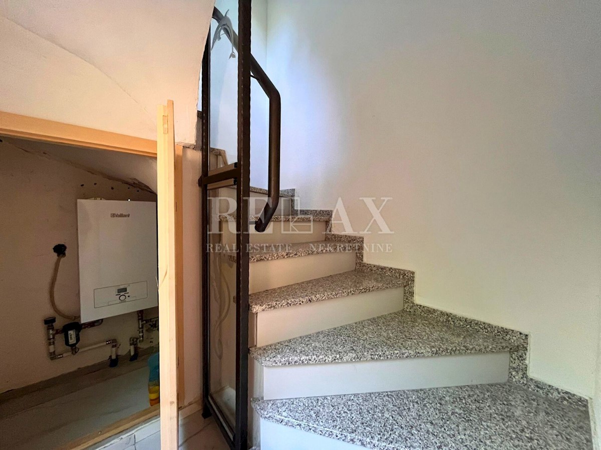 House For sale - PRIMORSKO-GORANSKA NOVI VINODOLSKI