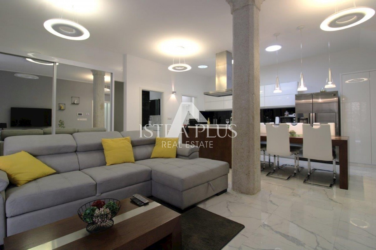 Haus Zu verkaufen - ISTARSKA POREČ