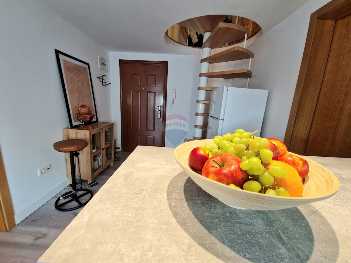 Apartment Zu verkaufen - ŠIBENSKO-KNINSKA VODICE