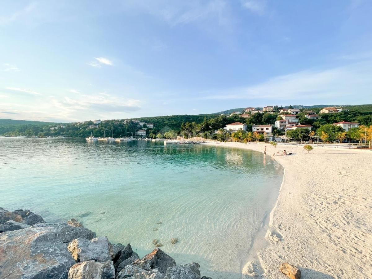 Dom Na predaj - PRIMORSKO-GORANSKA Crikvenica