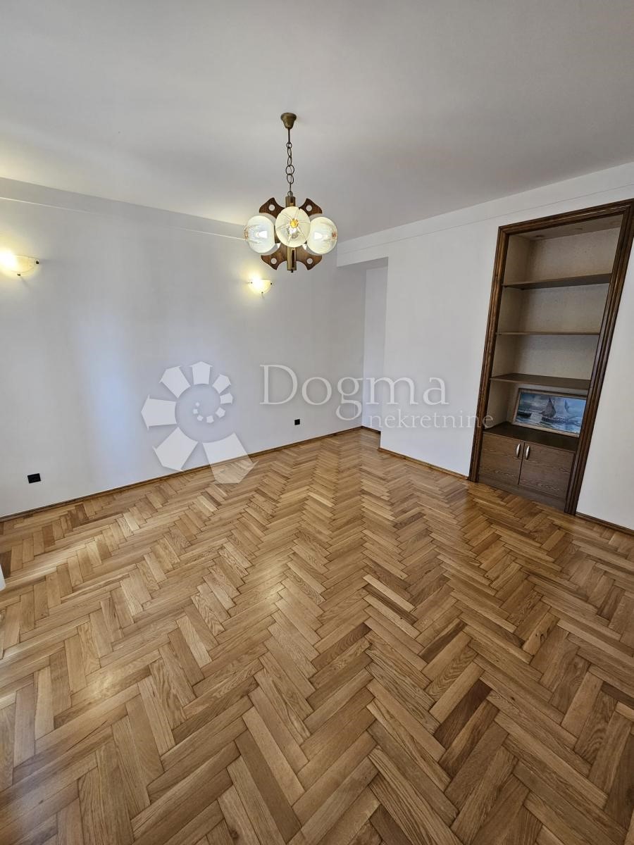 Flat For sale - PRIMORSKO-GORANSKA VIŠKOVO