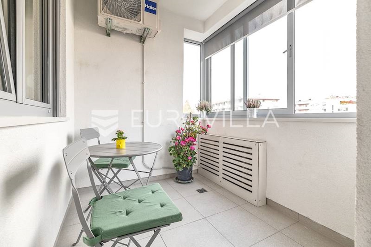 Appartement À louer - GRAD ZAGREB ZAGREB