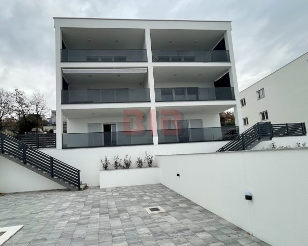 Apartma Naprodaj - Primorsko-goranska Crikvenica - foto 2/8