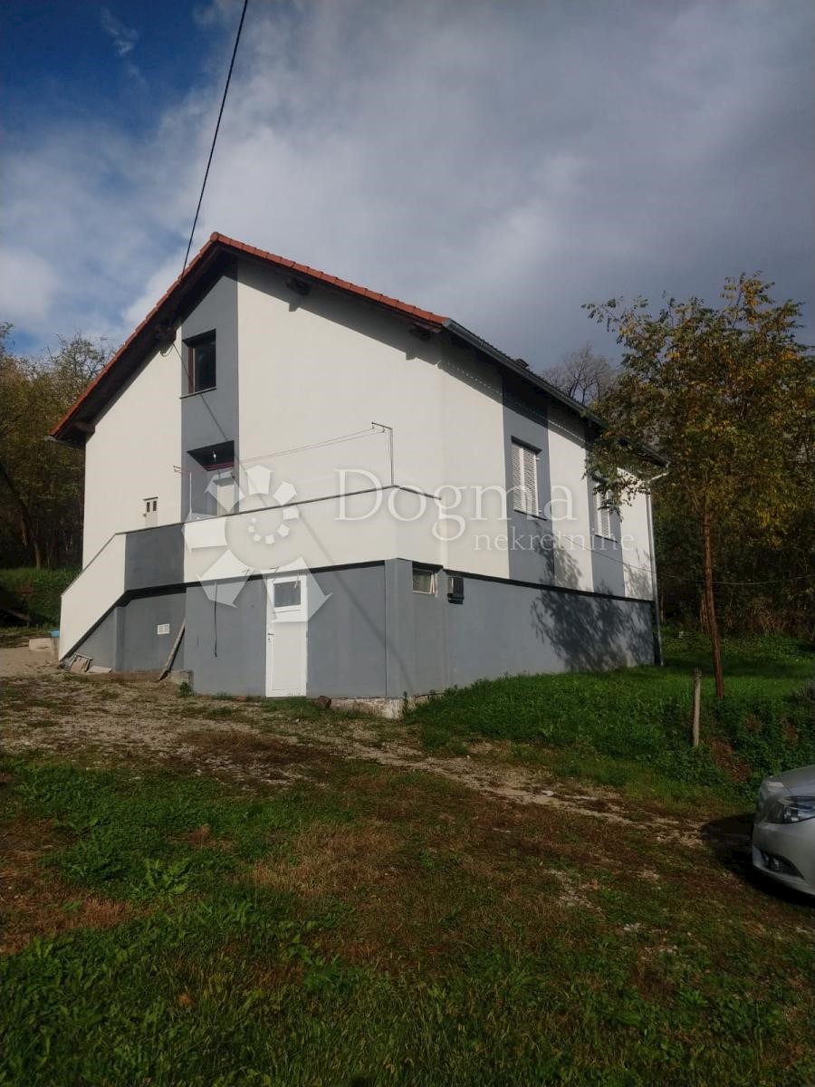 Hiša Na predaj - Sisačko-moslavačka Topusko - foto 2/13