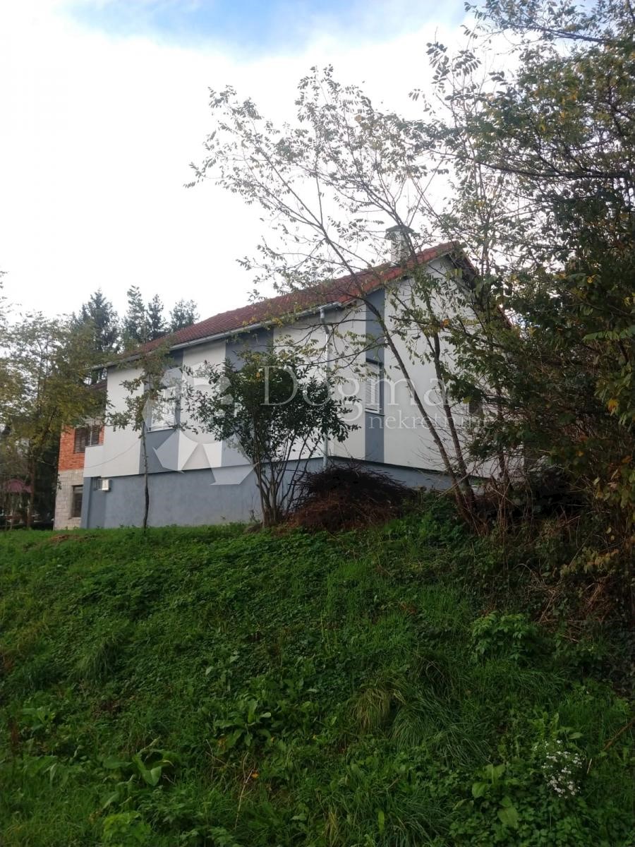 Hiša Na predaj - Sisačko-moslavačka Topusko - foto 4/13