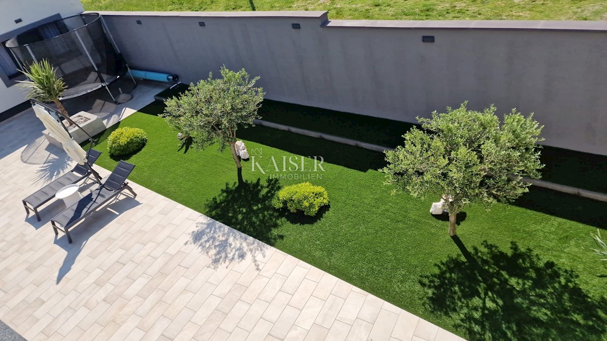 House For sale - PRIMORSKO-GORANSKA NOVI VINODOLSKI