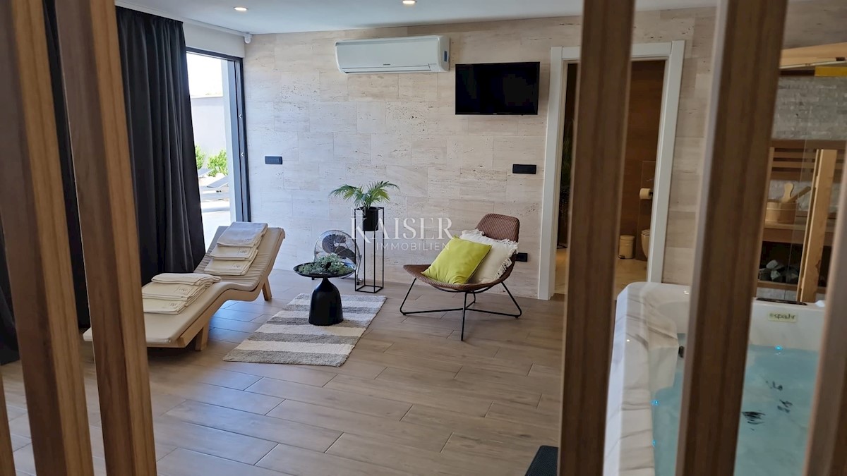 House For sale - PRIMORSKO-GORANSKA NOVI VINODOLSKI