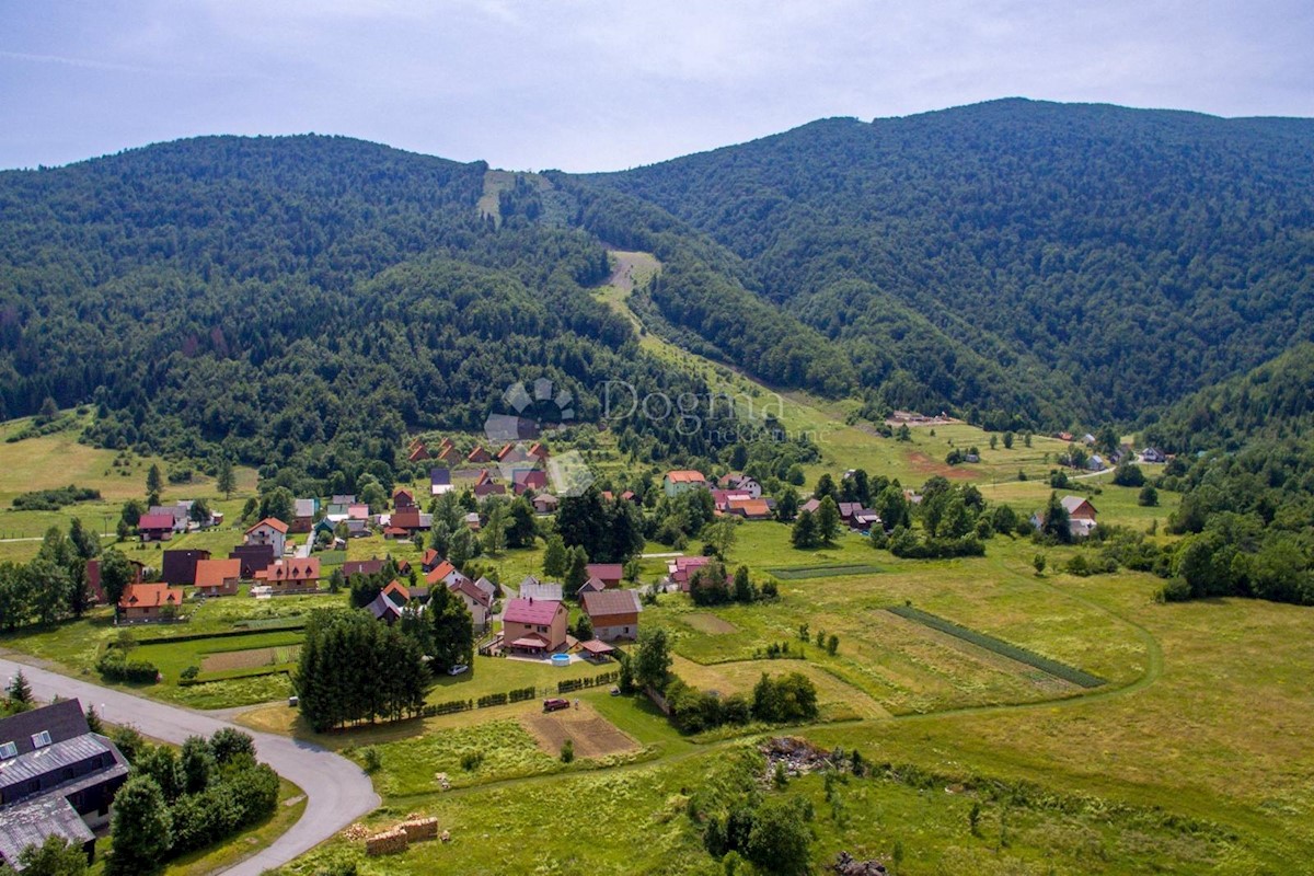 Casa In vendita - KARLOVAČKA OGULIN