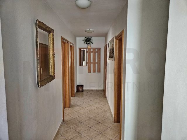Flat For sale - Primorsko-goranska Krk - foto 5/8