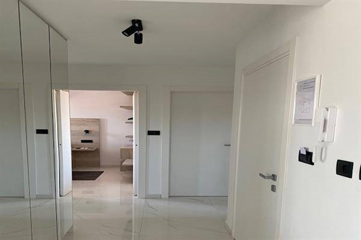 Apartmán Na predaj - PRIMORSKO-GORANSKA KRK