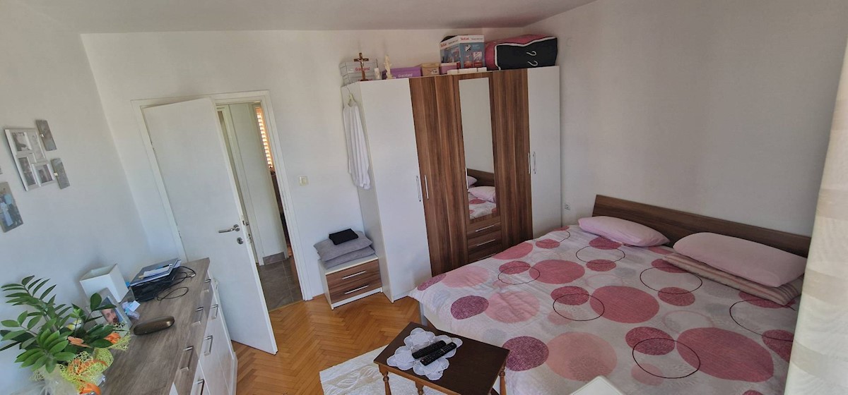 Stan Na prodaju - PRIMORSKO-GORANSKA CRIKVENICA