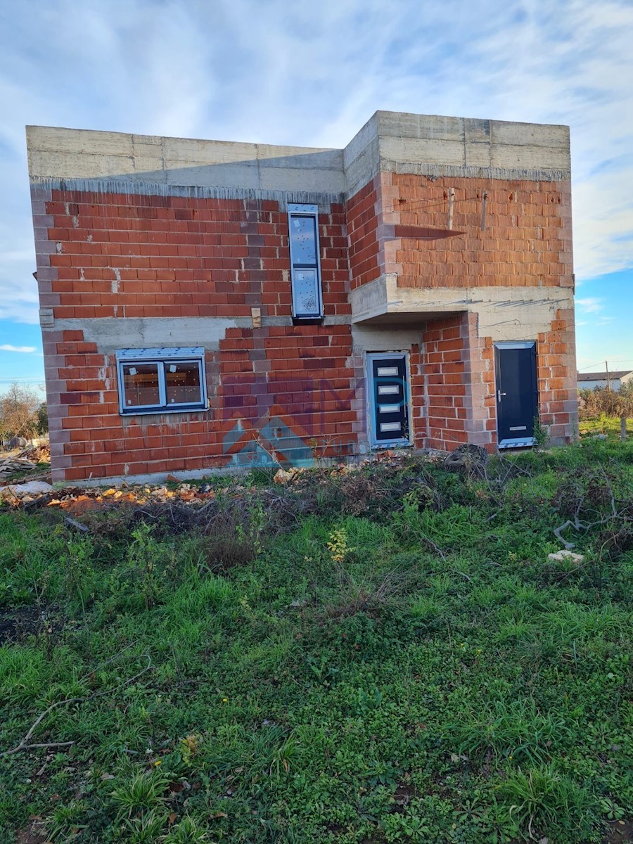 House For sale - ISTARSKA MARČANA