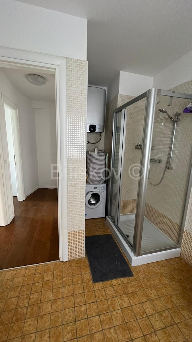 Apartment Zu verkaufen - SPLITSKO-DALMATINSKA KAŠTELA